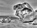 09 - Verwitterte Granit-Felsbloecke (20050925_australien_037_tonemapped_monochrom2_ausschnitt_45prozent) 09 - Verwitterte Granit-Felsbloecke (20050925_australien_037_tonemapped_monochrom2_ausschnitt_45prozent)